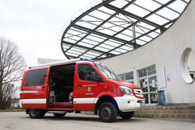 Undichte Gaskartusche sorgt für Einsatz der Feuerwehr in einer Schule in Pasching