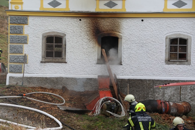 Brand im Hackschnitzellager eines landwirtschaftlichen Objekts in Kallham