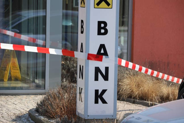 Tatverdächtiger nach Überfall auf Bankfiliale festgenommen