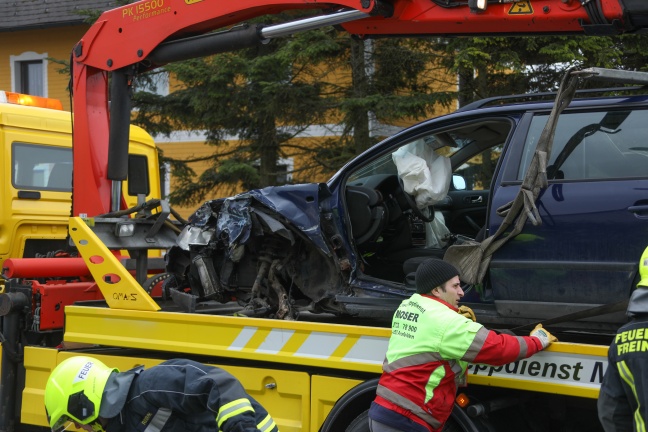 Verkehrsunfall auf der Traunuferstraße in Ansfelden