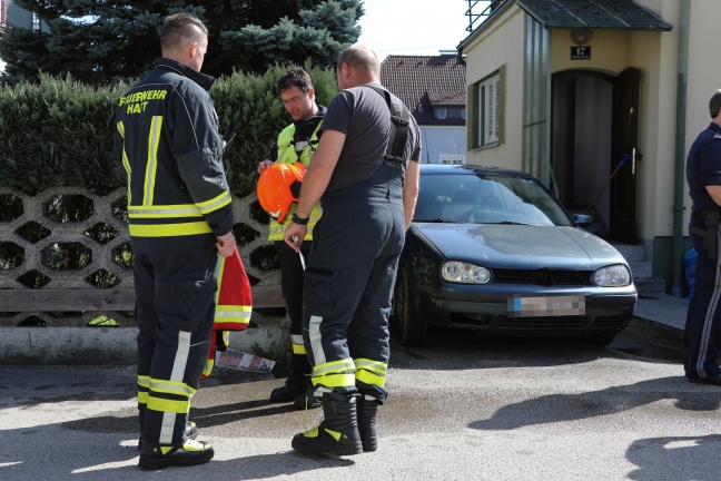 Drei Feuerwehren bei Kellerbrand in Leonding im Einsatz