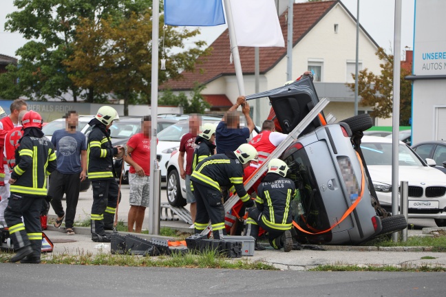 Verkehrsunfall in Wels-Pernau fordert eine Schwerverletzte