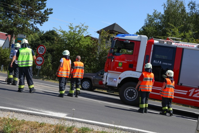 Verkehrsunfall auf Pyhrnpass Straße in Sattledt fordert eine leichtverletzte Person