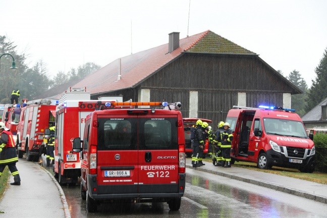 Brand im Nebengebäude des Wasserschlosses in Aistersheim