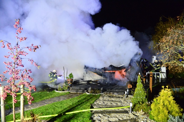 Holzhütten in Freistadt wurden Raub der Flammen