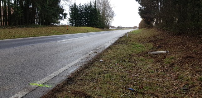 Beifahrer (51) bei Verkehrsunfall auf Innviertler Straße in Andorf tödlich verletzt