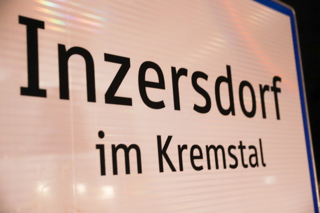 Feuerwehr zu Personenrettung nach Inzersdorf im Kremstal alarmiert