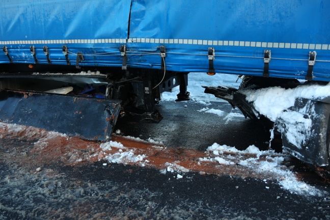 LKW-Unfall auf Pyhrnautobahn bei Roßleithen endet glimpflich