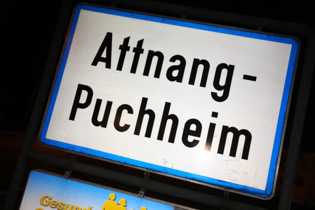 Fußgänger (92) nach Verkehrsunfall in Attnang-Puchheim im Salzkammergutklinikum verstorben