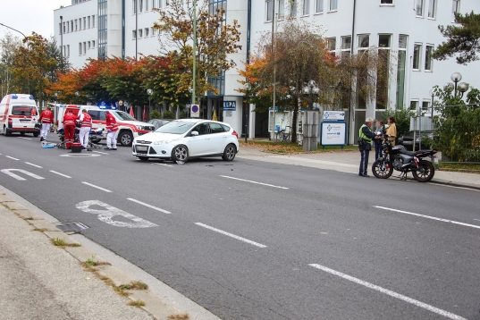 Verkehrsunfall mit Motorrad auf der Salzburger Straße in Wels-Lichtenegg