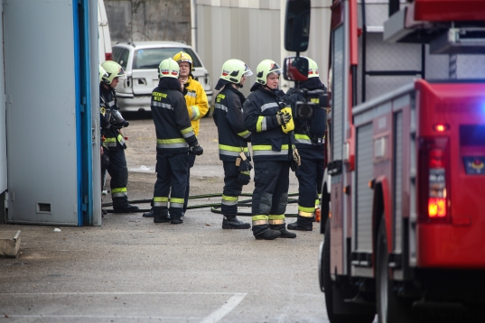 Brandeinsatz in einem Firmengebäude in Wels-Vogelweide