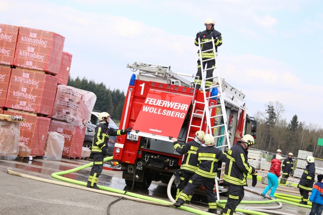 Interessante Einsatzübung der Feuerwehren in Steinerkirchen an der Traun
