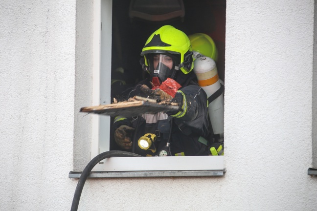 Küchenbrand in einem Wohnhaus in Ansfelden schnell unter Kontrolle gebracht