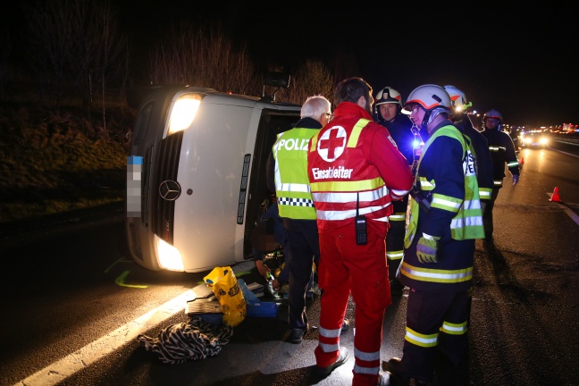 Verkehrsunfall auf der Innkreisautobahn bei Meggenhofen fordert einen Schwerverletzten