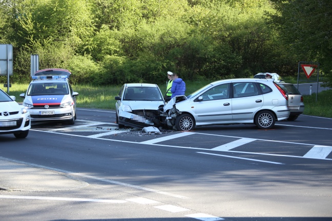 Schwerer Crash auf der Pyhrnpass Straße in Sattledt