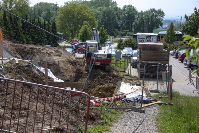 Granate bei Baggerarbeiten auf einer Baustelle in Wilhering entdeckt