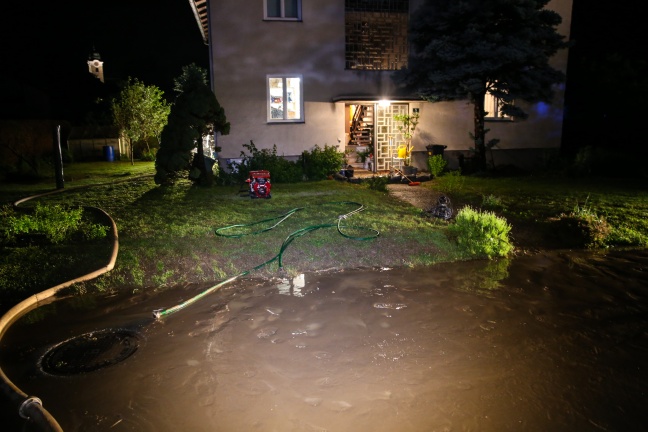 Einsatzreiche Nacht nach heftigem Unwetter über Oberösterreich