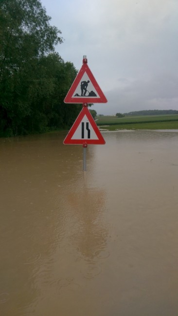 Erneut zahlreiche Einsätze durch Überflutungen nach Starkregen in Linz-Land