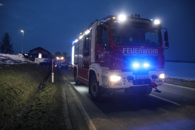Verkehrsunfall in Buchkirchen fordert eine Leichtverletzte