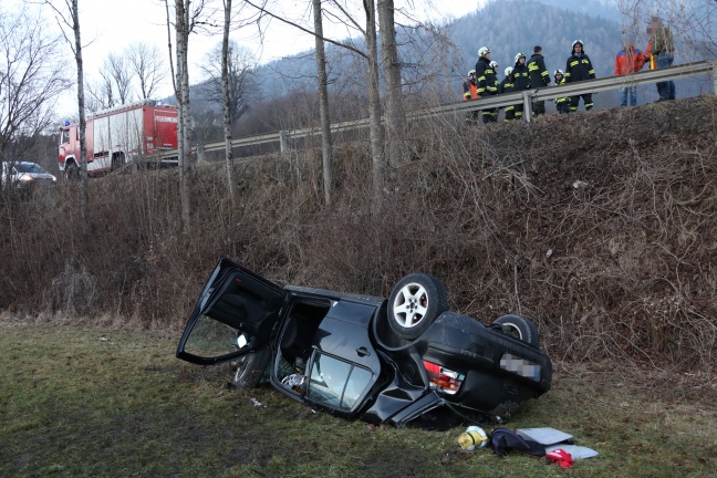 Schwerer Verkehrsunfall auf der Haunoldmühlstraße bei Molln