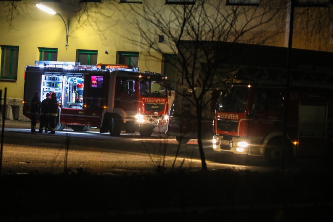 Kabelbrand in einem Industriebetrieb in Wels sorgte für Einsatz der Feuerwehr