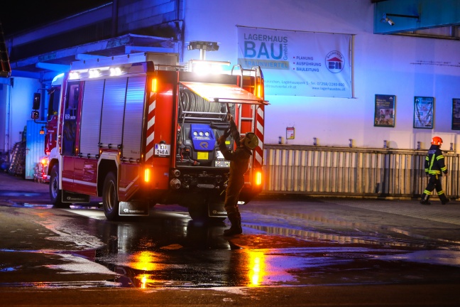 Fünf Feuerwehren bei Brand in Grünburg im Einsatz