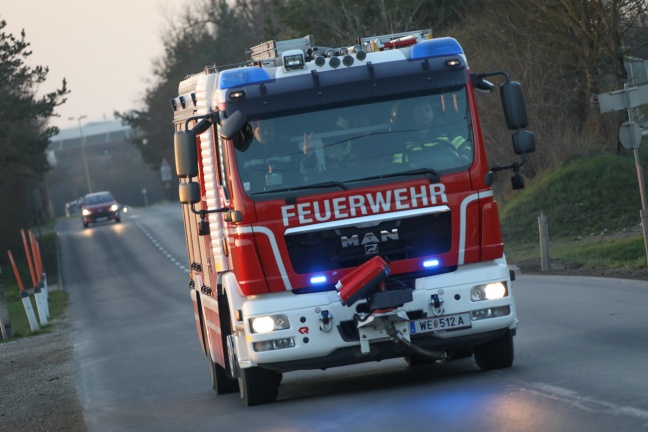 Brand in Abfallverwertungsunternehmen in Wels-Schafwiesen