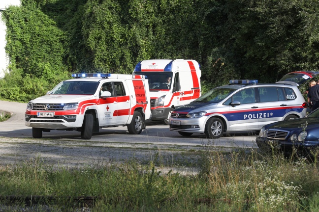 Schwere Schussverletzung bei heftigem Streit in Thalheim bei Wels