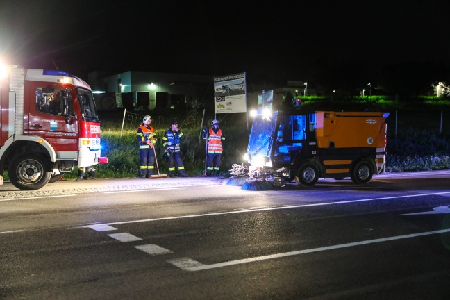 Intensive Dieselspur auf der Pyhrnpass Straße sorgt für Einsatz der Feuerwehr