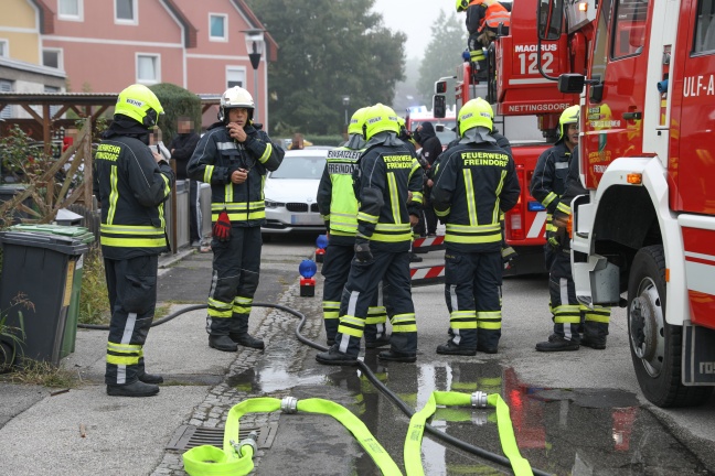 Vier Feuerwehren bei Zimmerbrand in Ansfelden im Einsatz
