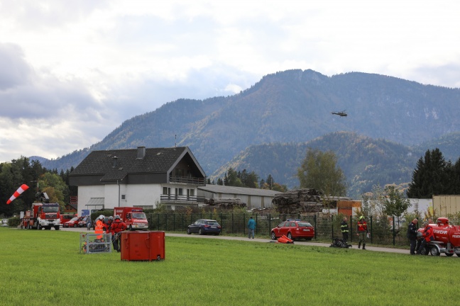 Flughelfer der Feuerwehr trainierten in Scharnstein für den Ernstfall