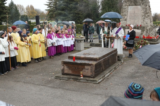 Totengedenkfeier zu Allerheiligen und Allerseelen am Friedhof der Stadt Wels