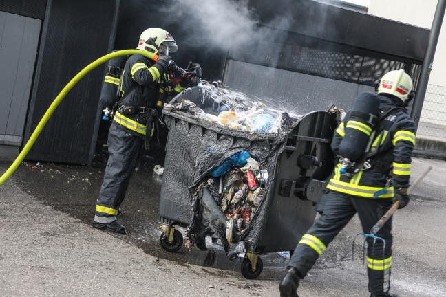 Neuerlicher Brand im Müllraum der Bahnhof City Wels in Wels-Innenstadt