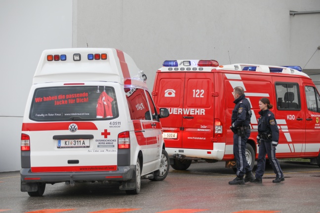 Schwefeldioxidaustritt bei Industriebetrieb in Kirchdorf an der Krems fordert sechs Verletzte