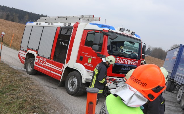Verkehrsunfall auf der Gallspacher Straße in Gaspoltshofen fordert zwei Verletzte