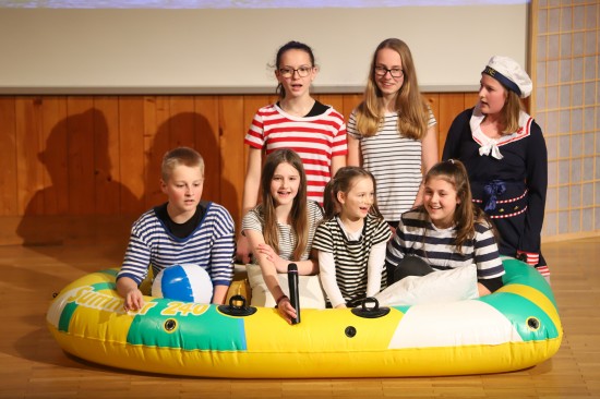 Jungscharkindern gelang mit "Jona und der Wal" tolle Aufführung eines Kinder-Musicals | Foto: laumat.at/Matthias Lauber Jungscharkindern gelang mit "Jona und der Wal" tolle Aufführung eines Kinder-Musicals