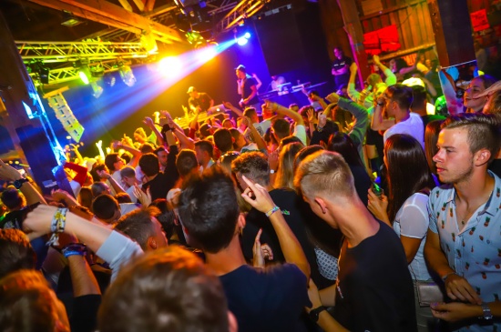 Zwei Nächte mit bester Partystimmung beim Karibikfest in Weißkirchen an der Traun | Foto: laumat.at/Matthias Lauber Zwei Nächte mit bester Partystimmung beim Karibikfest in Weißkirchen an der Traun