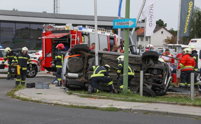 Verkehrsunfall in Wels-Pernau fordert eine Schwerverletzte