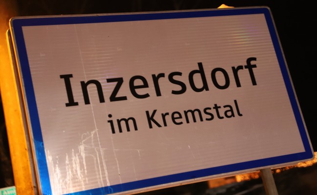 Feuerwehr zu Personenrettung nach Inzersdorf im Kremstal alarmiert