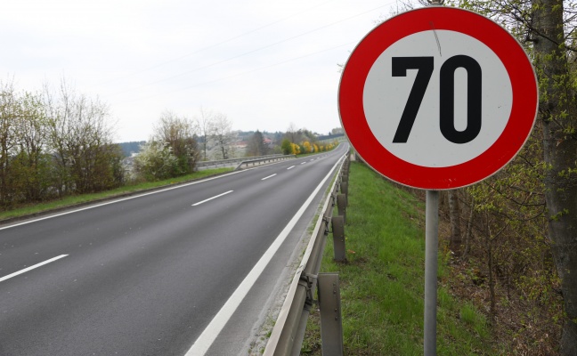Motorradlenker (33) war bei Wels-Puchberg mit 191km/h in Tempo 70-Abschnitt unterwegs