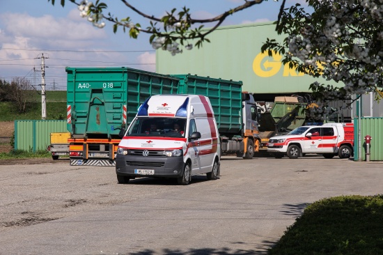 Mitarbeiter bei Arbeitsunfall in Edt bei Lambach verletzt