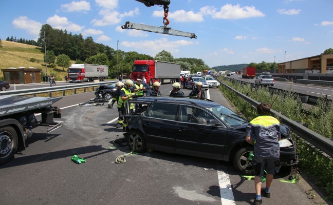 Sechs Verletzte bei Verkehrsunfall auf der Innkreisautobahn bei Kematen am Innbach