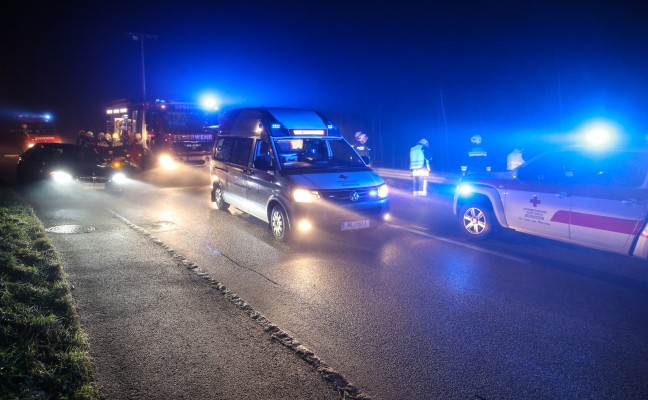 PKW-Lenker bei Fahrzeugüberschlag in Sipbachzell verletzt