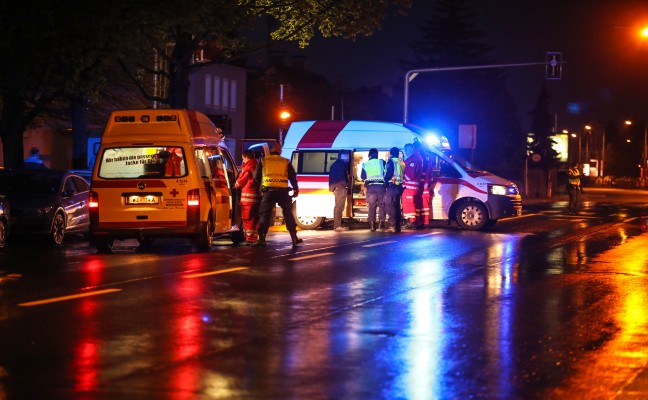 Schwerer Crash in Wels-Lichtenegg fordert zwei Verletzte