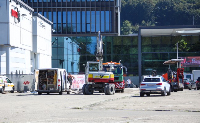 Schwerer Arbeitsunfall auf Baustelle in Wels-Lichtenegg