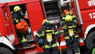 Große Einsatzübung der Feuerwehren in Pucking | Foto: laumat.at/Matthias Lauber Große Einsatzübung der Feuerwehren in Pucking