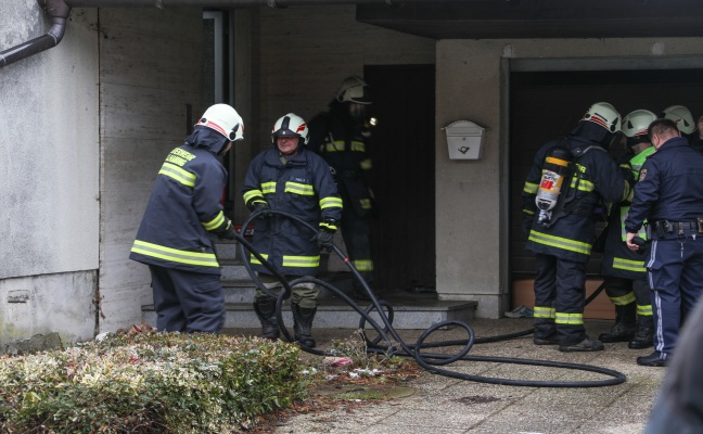 Feuerwehr bei Brand im Heizraum eines Hauses in Allhaming Einsatz