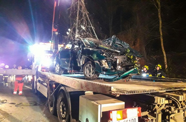 Verkehrsunfall in Garsten fordert zwei Schwerverletzte