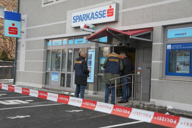 Raubüberfall auf Bankfiliale in Ansfelden
