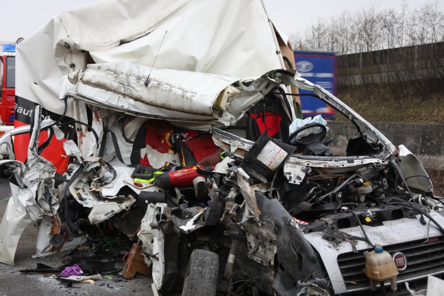 Tödlicher Verkehrsunfall auf Innkreisautobahn in Pichl bei Wels